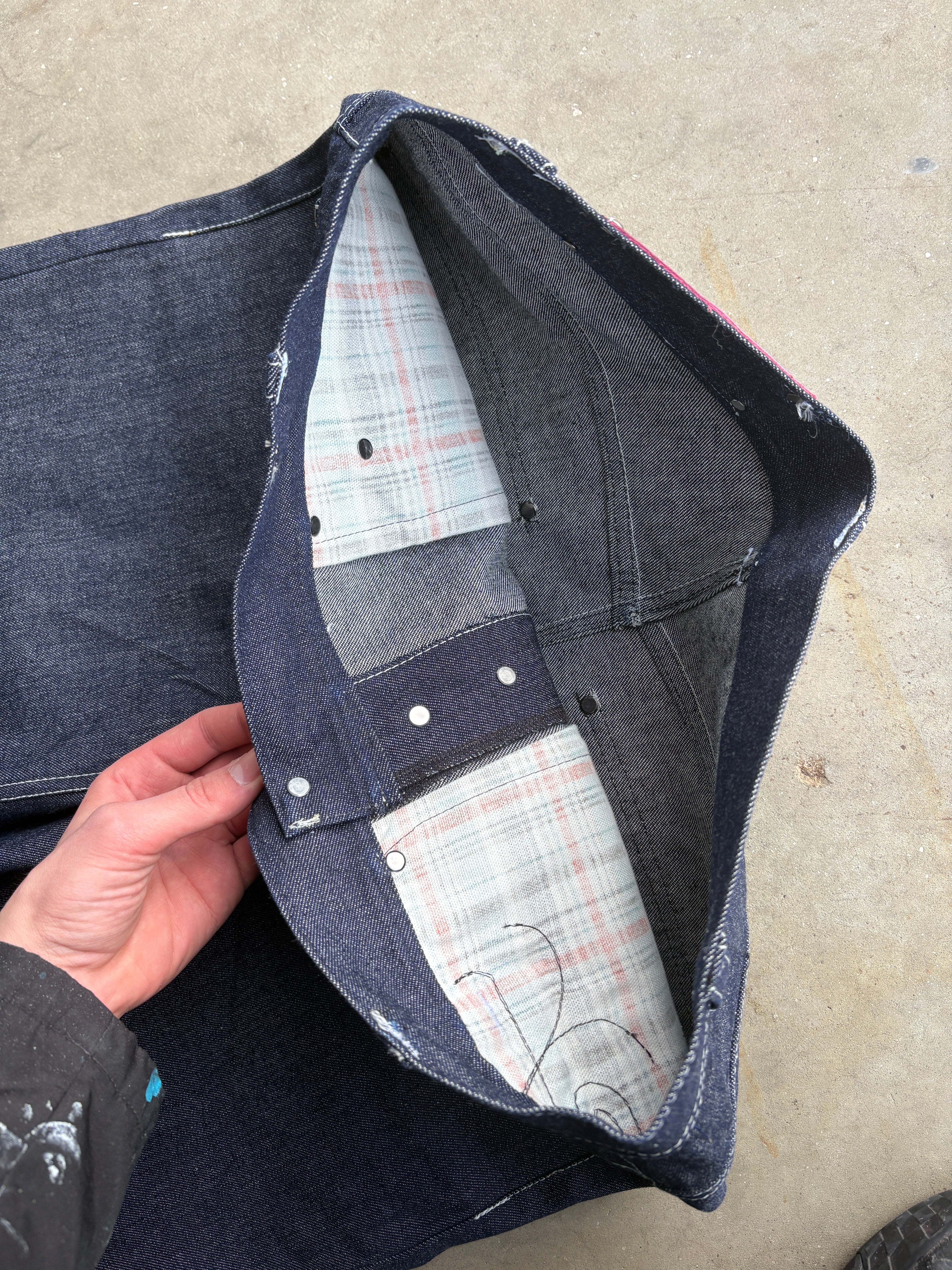 CHAIN LINK RAW DENIM JEANS